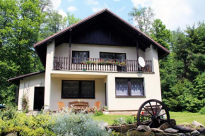 Spacious house at the gate of Giant Mountains